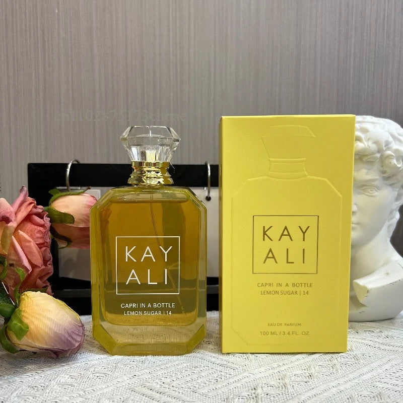 Indulge in Luxury: 100ml Women's Eau De Parfum with Alluring Floral Fruity Vanilla Oriental Woody Notes