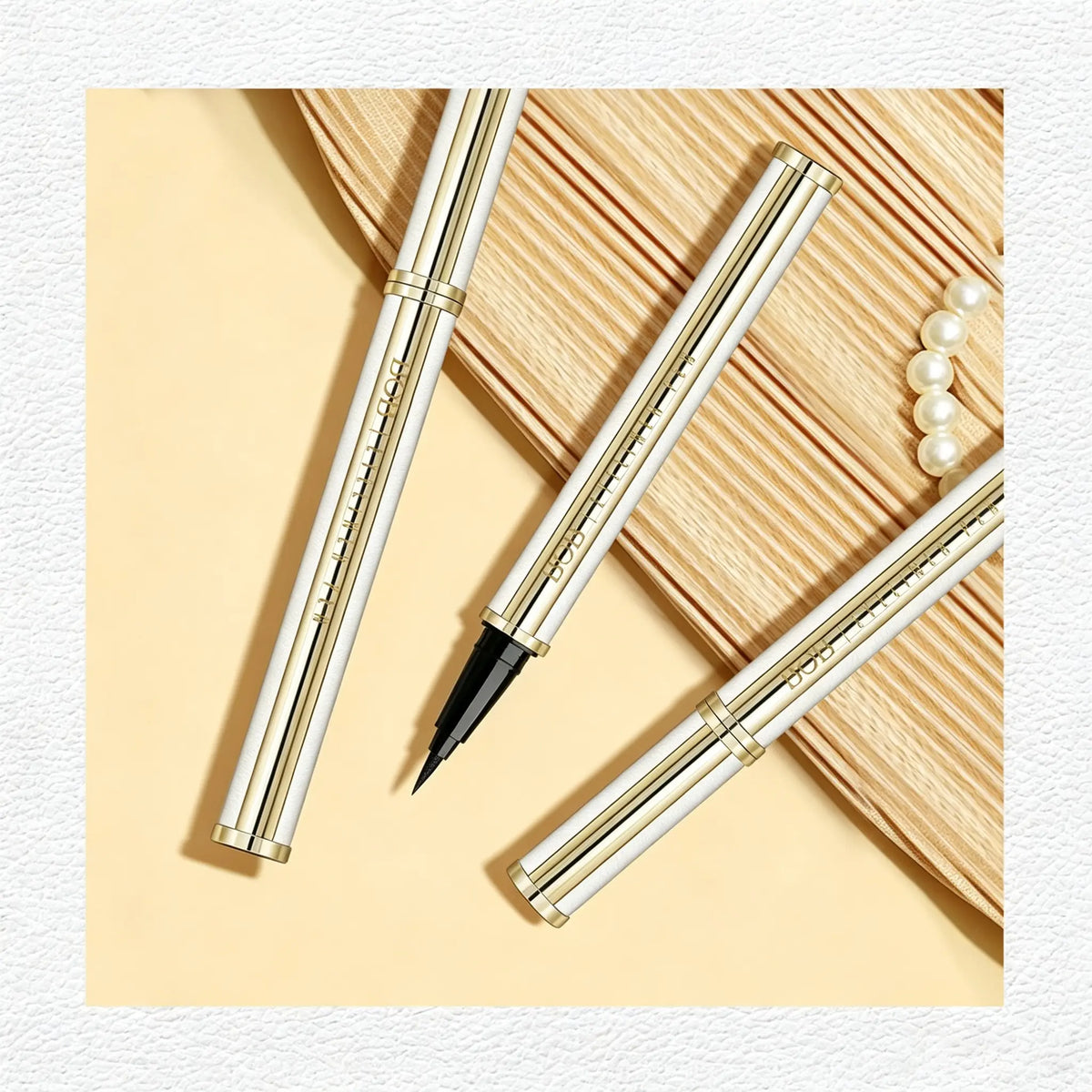 Elevate Your Eye Game with Our Smooth Thick Tip Lambskin Eyeliner Pen - Perfect for Effortless Daily & Professional Looks