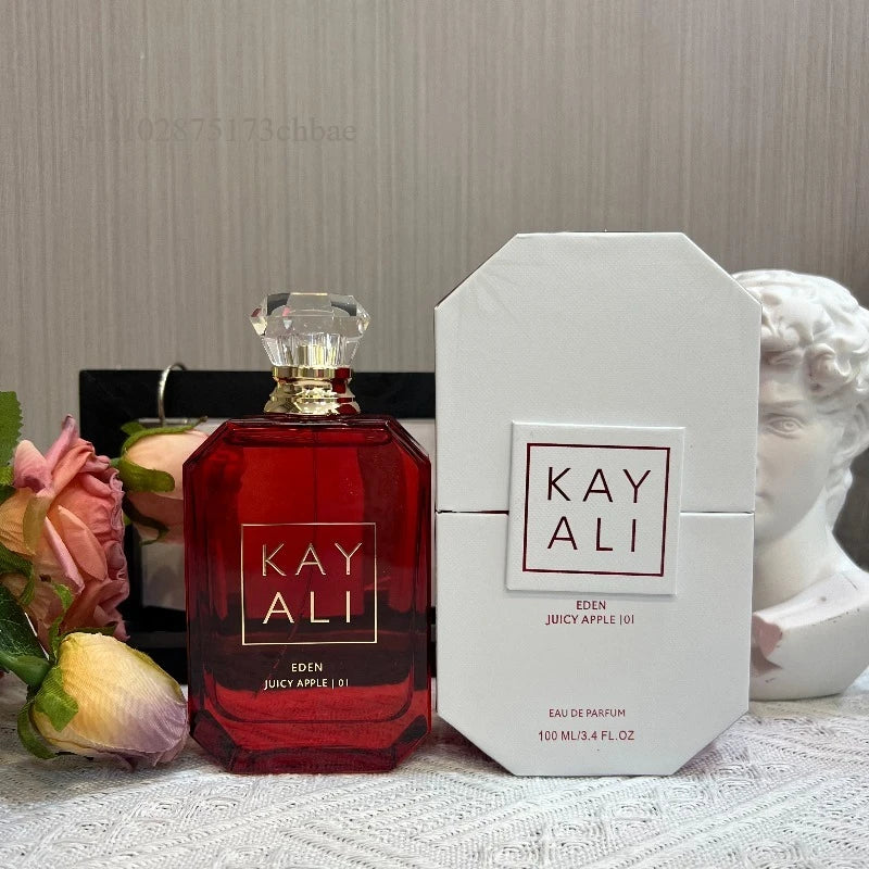 Indulge in Luxury: 100ml Women's Eau De Parfum with Alluring Floral Fruity Vanilla Oriental Woody Notes