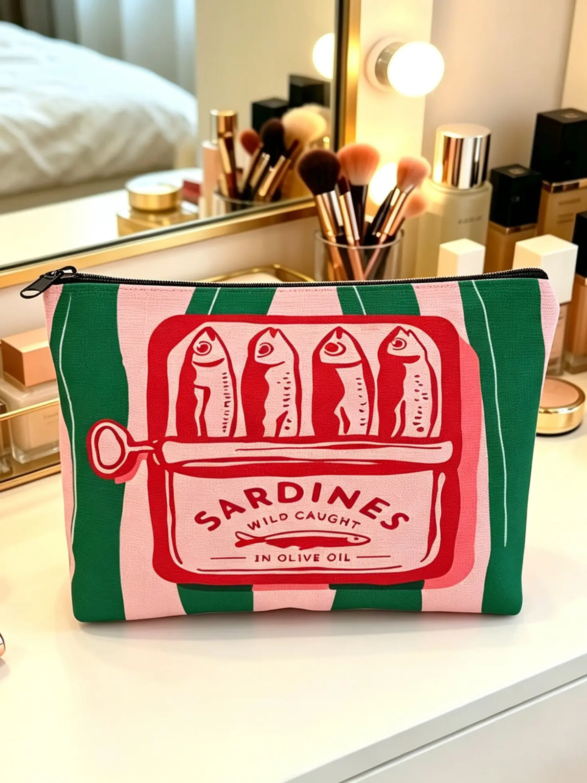 Vintage Sardine Pattern Makeup Bag, Cosmetic Bag, Foldable Zipper Pouch, Unisex Travel Organizer, Gift for All Occasions, Cartoon Design